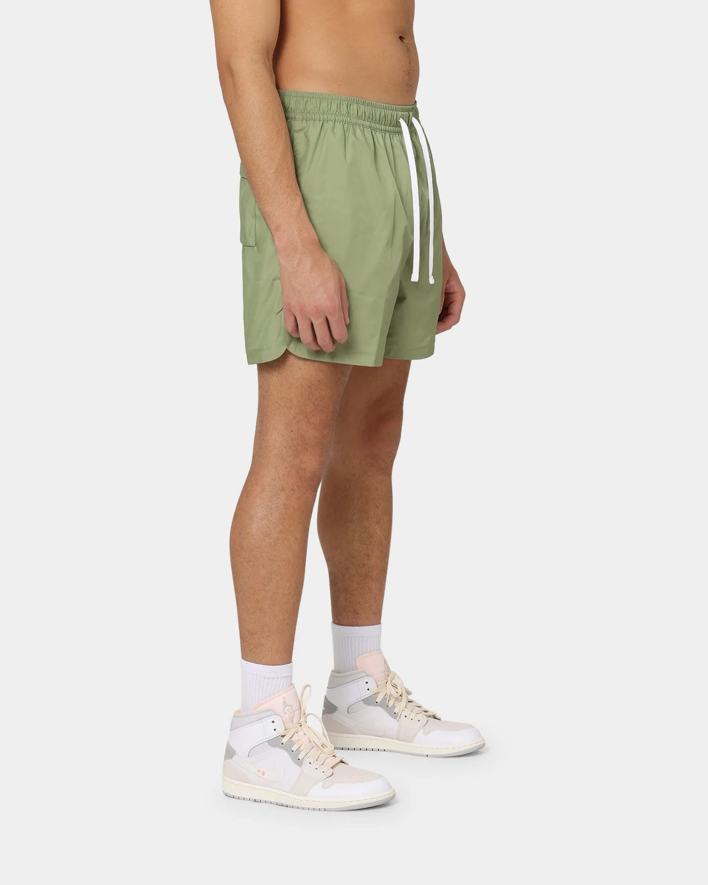 Nike Sportswear Sport Essentials Woven Lined Flow Shorts Alligator/White