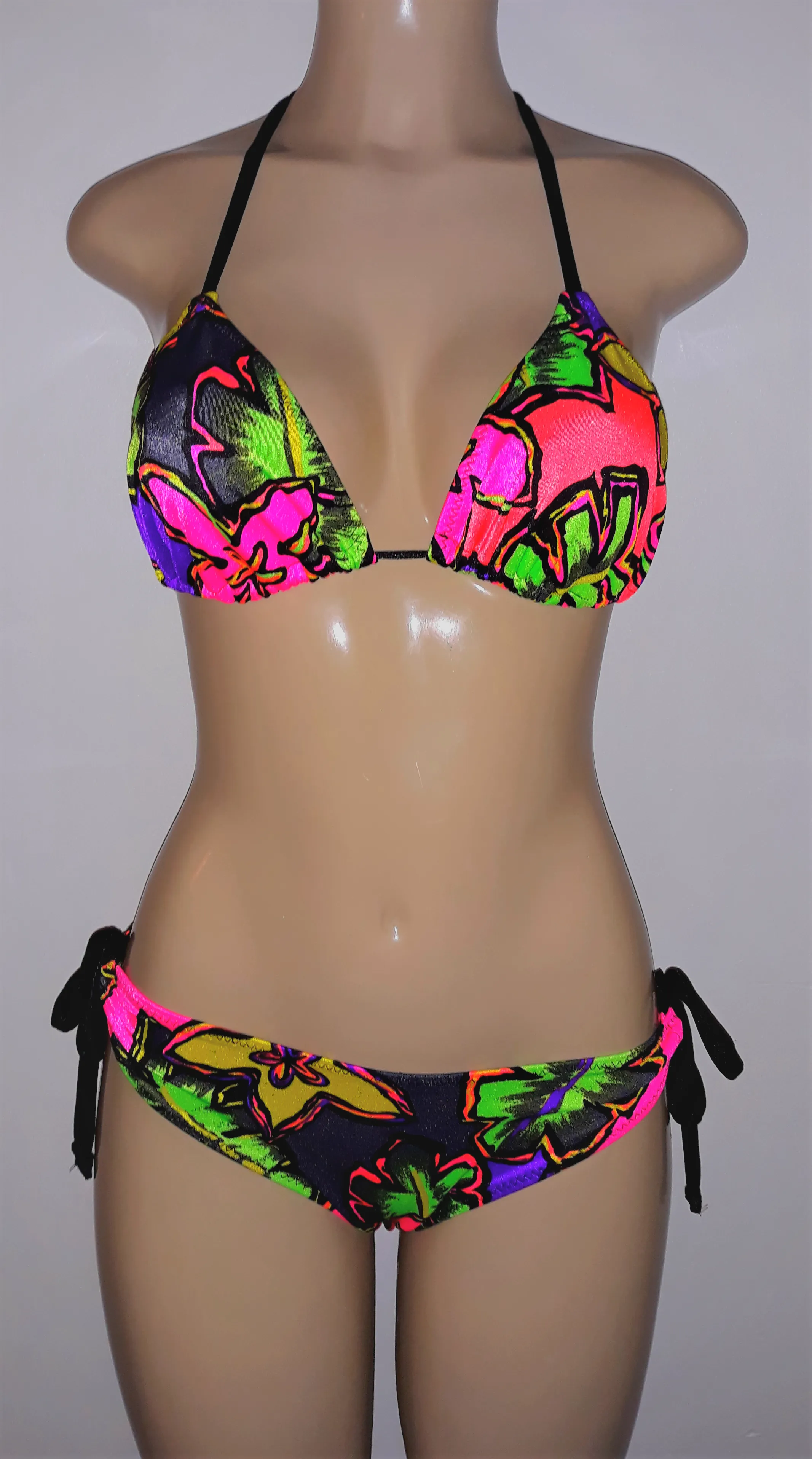 Triangle bikini top and  tie hip side bikini bottom