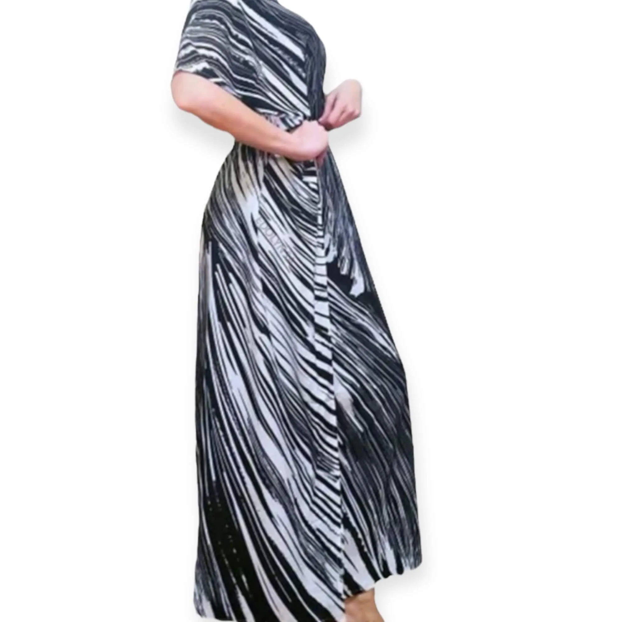 V Neck Black White Abstract Maxi Kaftan Dress