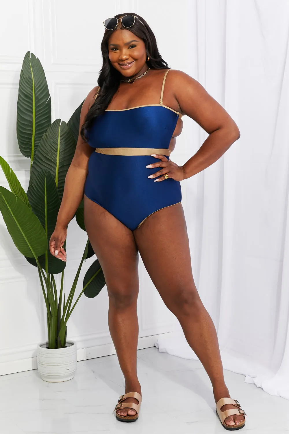 Wave Break Contrast Trim One-Piece Swimsuit