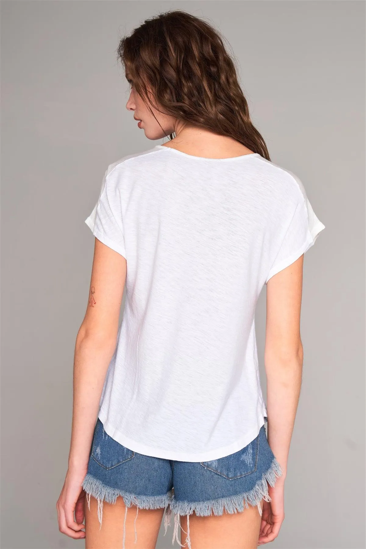 White Ribbed Shoulder Round Neck Chest Pocket Detail Relaxed Tee /2-1-2-1